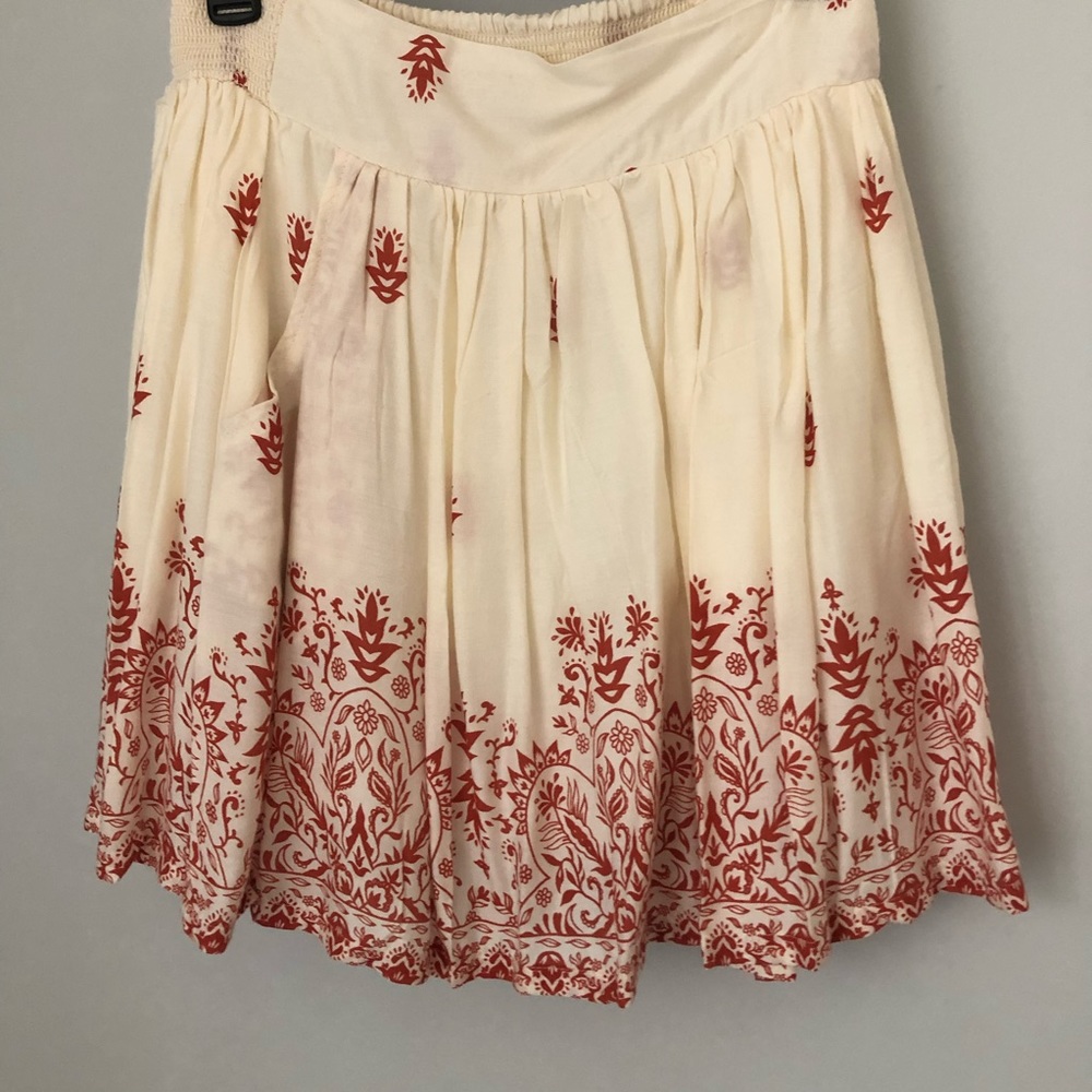 patterned skirt